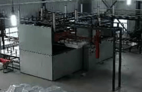 浴缸全自动成型过程-易达卫浴机械